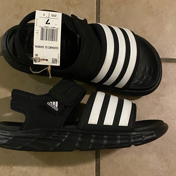 Adidas Duramo SL Sandal- size 7 - Picture 1 of 3